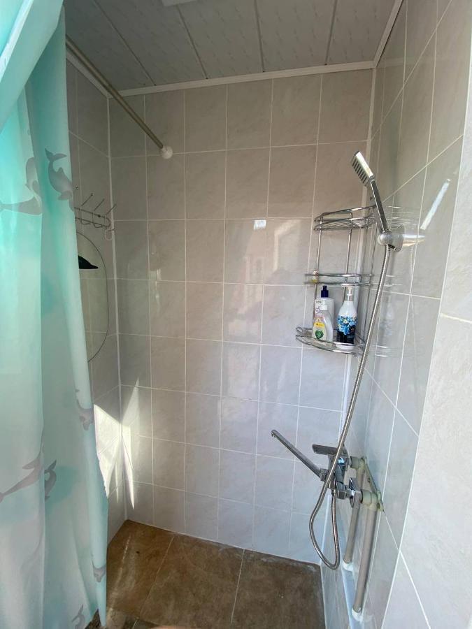 Naryn Guest House ภายนอก รูปภาพ