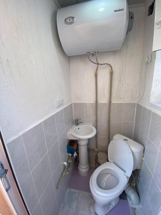 Naryn Guest House ภายนอก รูปภาพ